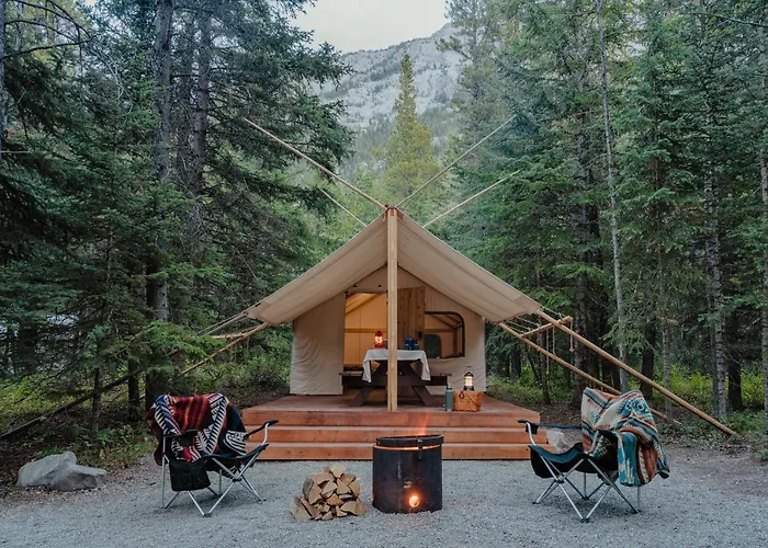 Sundance Lodges