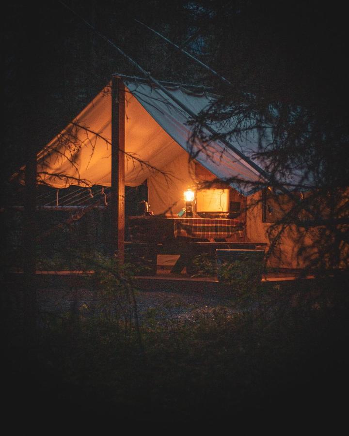 Sundance Lodges Luxury tent *