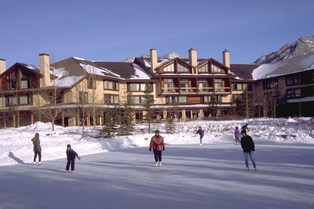 Mount Kidd Manor At Resort 2*