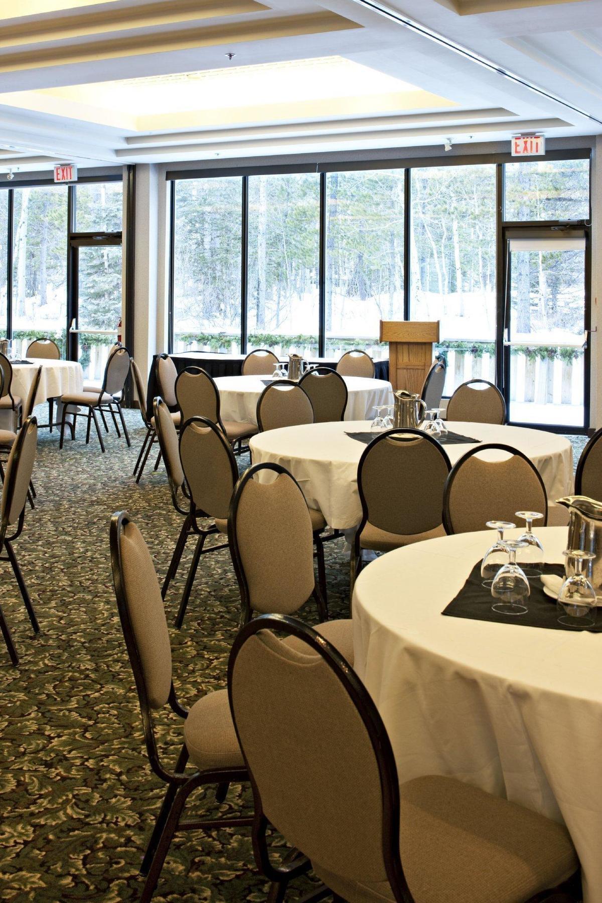 Mount Kidd Manor At 2* Kananaskis