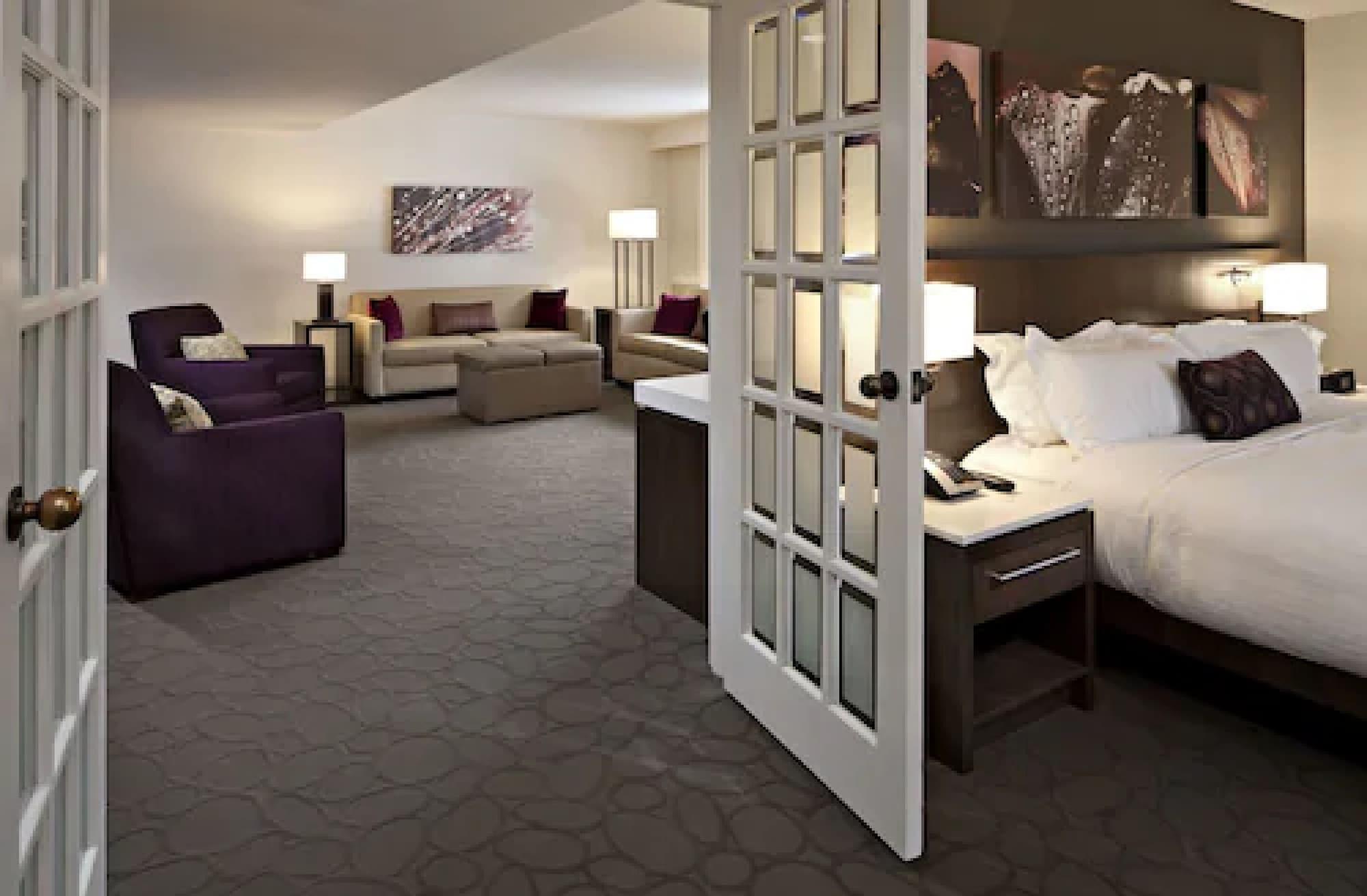 Hotel Crosswaters At