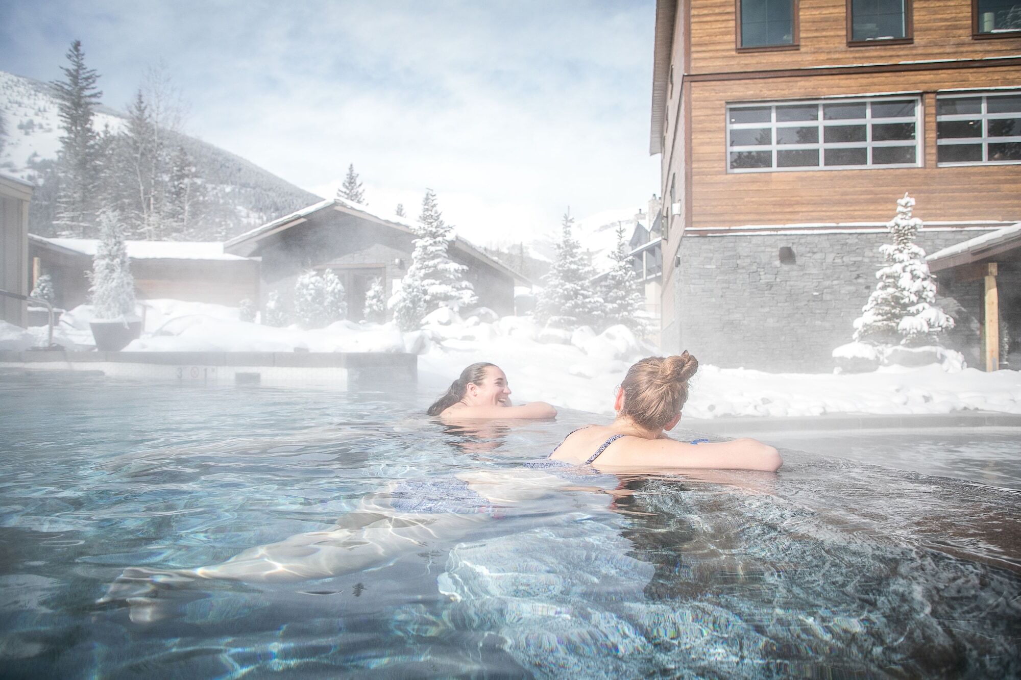 Hotel Crosswaters At 3*
